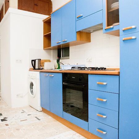 St Jude - Groundfloor Apartment St. Paul's Bay Luaran gambar