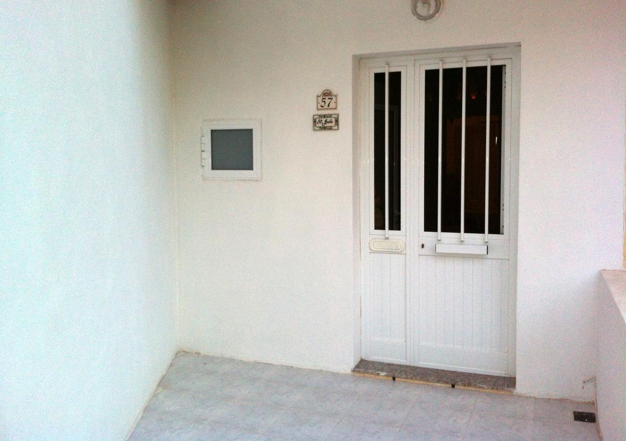 St Jude - Groundfloor Apartment St. Paul's Bay Luaran gambar